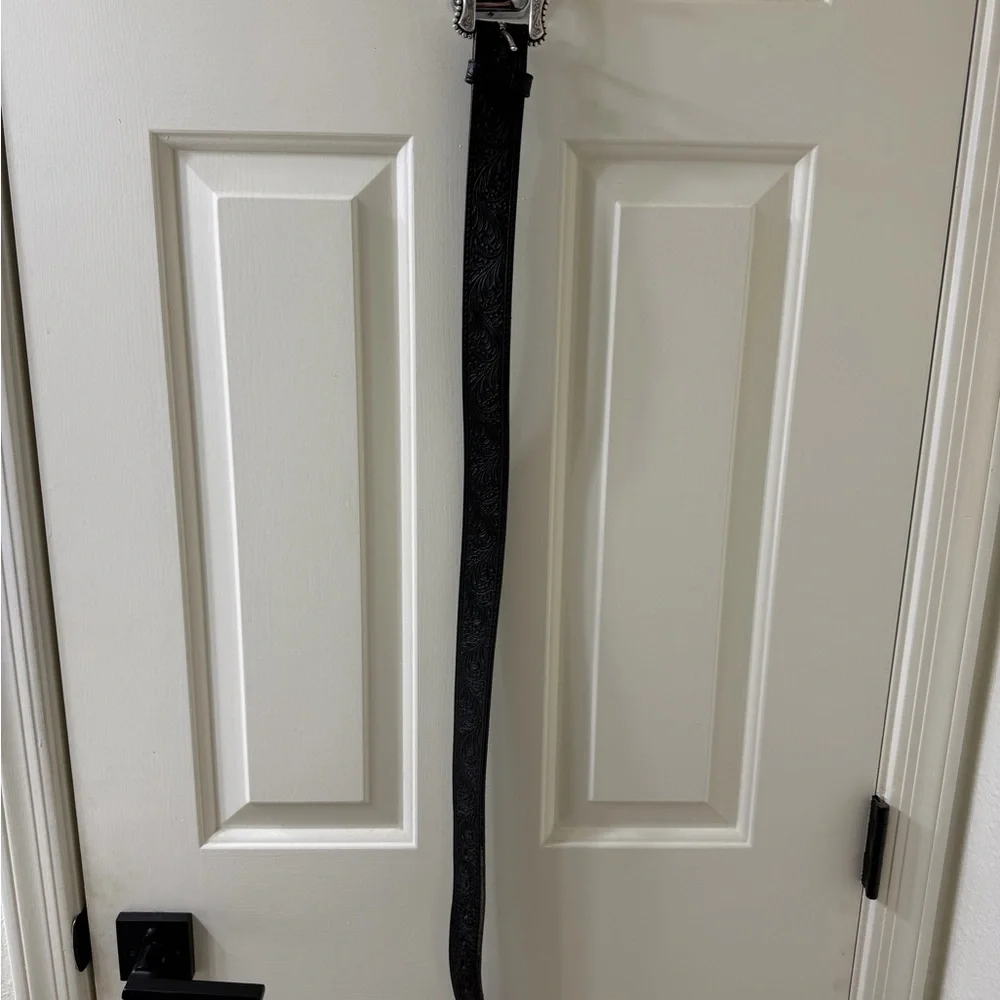 Tony Lama Black Leather Belt with Subtle Branding - Picture 3 of 9